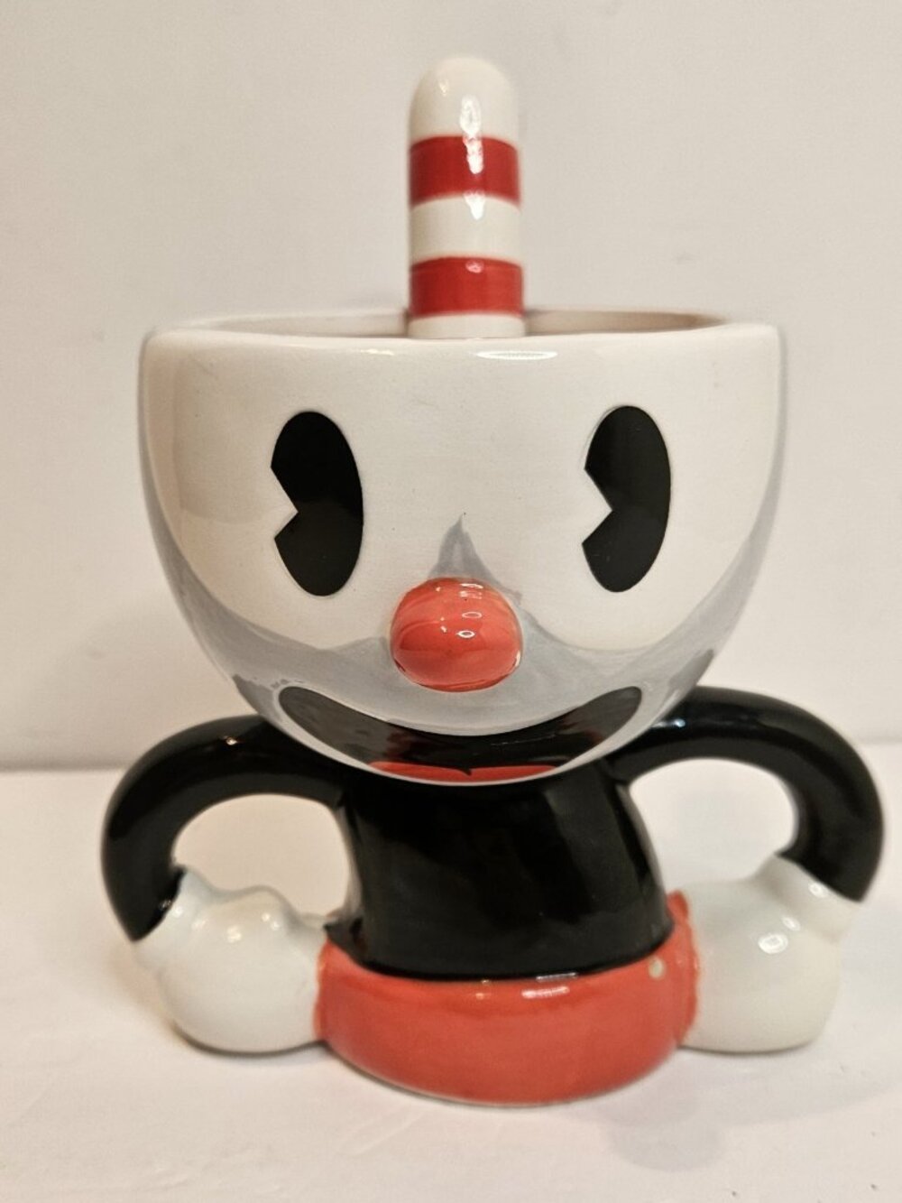 Cuphead Character Mug Ceramic Sculpted Just Funky 2018 Studio MDHR Entertainment